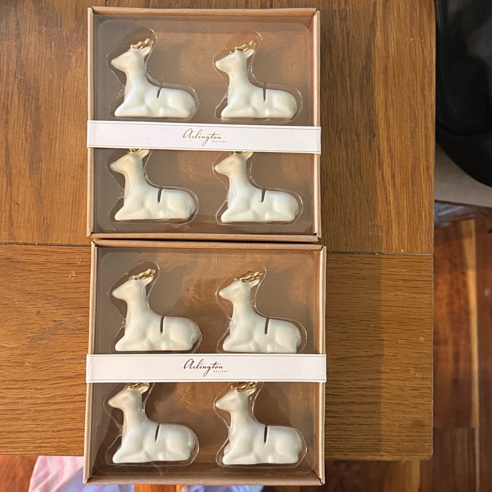 Arlington Design Reindeer white and gold place card holders set of 8